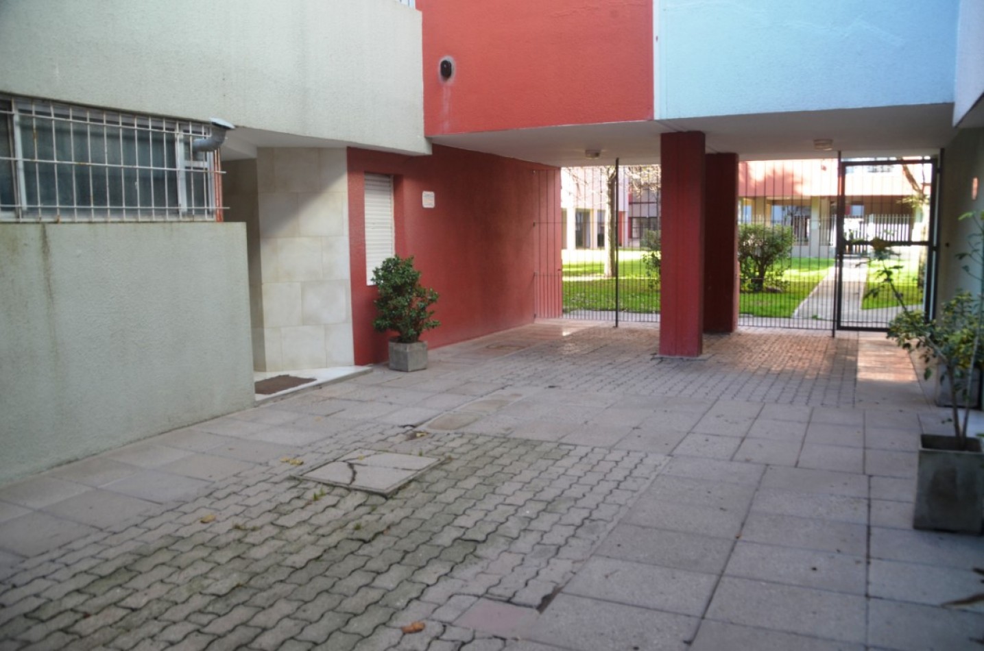 **RESERVADO**. Atractivo departamento 3 ambientes zona Tejedor y Estrada