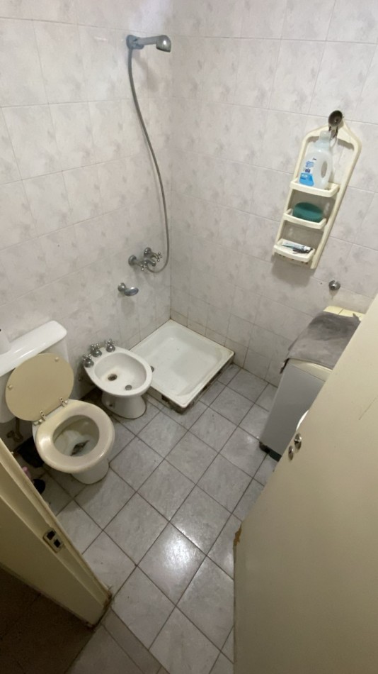 Casa Estilo Marplatense A Reciclar Gran Terreno En Zona Aldrey