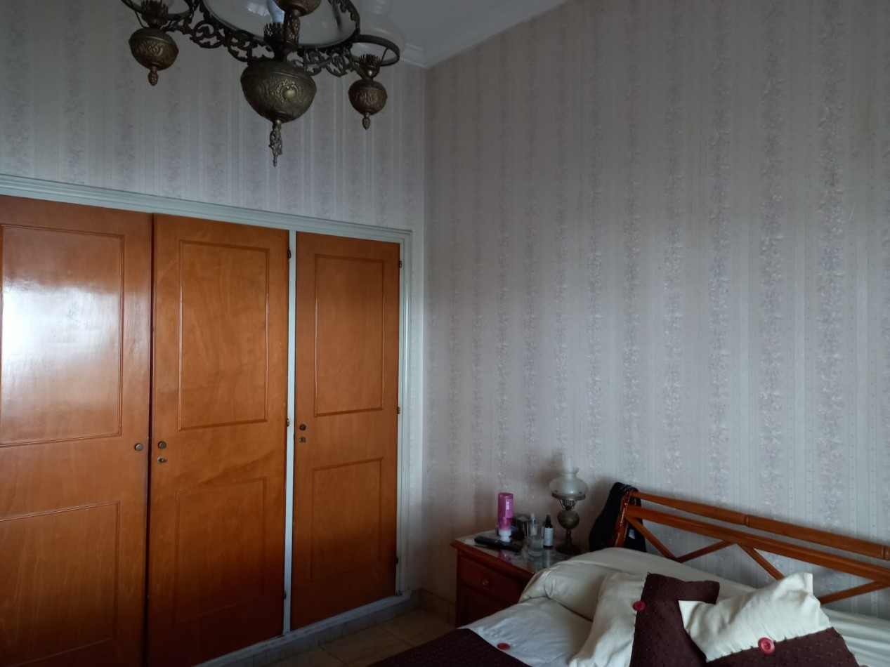 CHALET 3 AMB CON DEPENDENCIA, PARQUE Y GARAGE - ZONA: VILLA PRIMERA