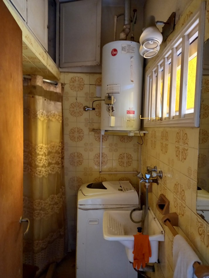 CHALET 3 AMB CON DEPENDENCIA, PARQUE Y GARAGE - ZONA: VILLA PRIMERA