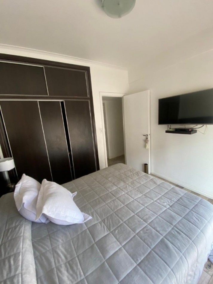 SEMIPISO 3 AMB AL FRENTE CON BALCON CORRIDO - ZONA: CENTRO