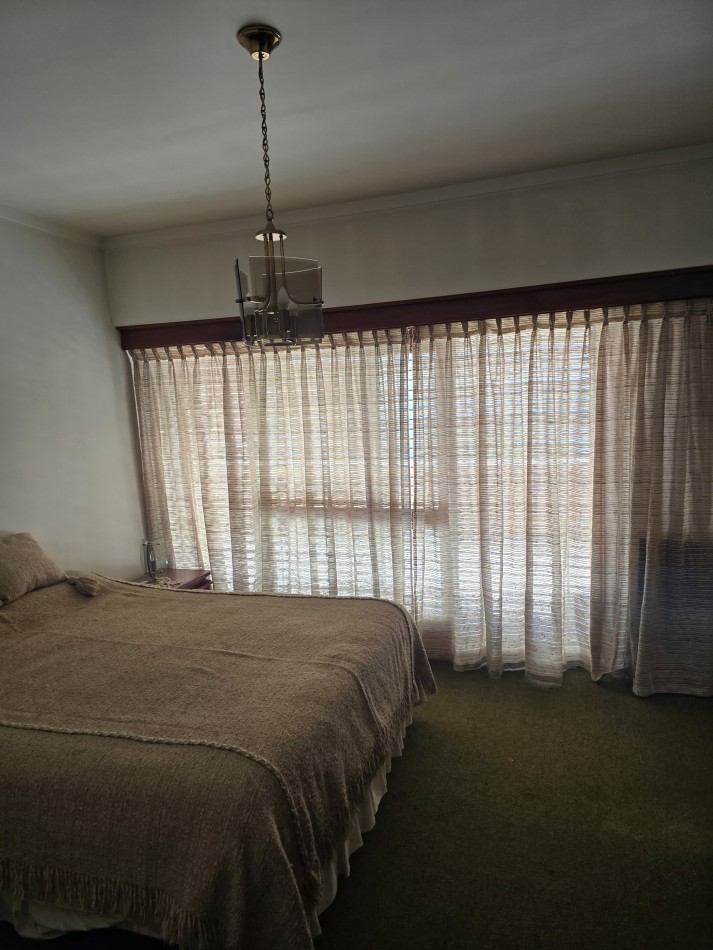 DEPARTAMENTO 3 AMBIENTES MAS DEPENDENCIA ZONA PLAYA GRANDE