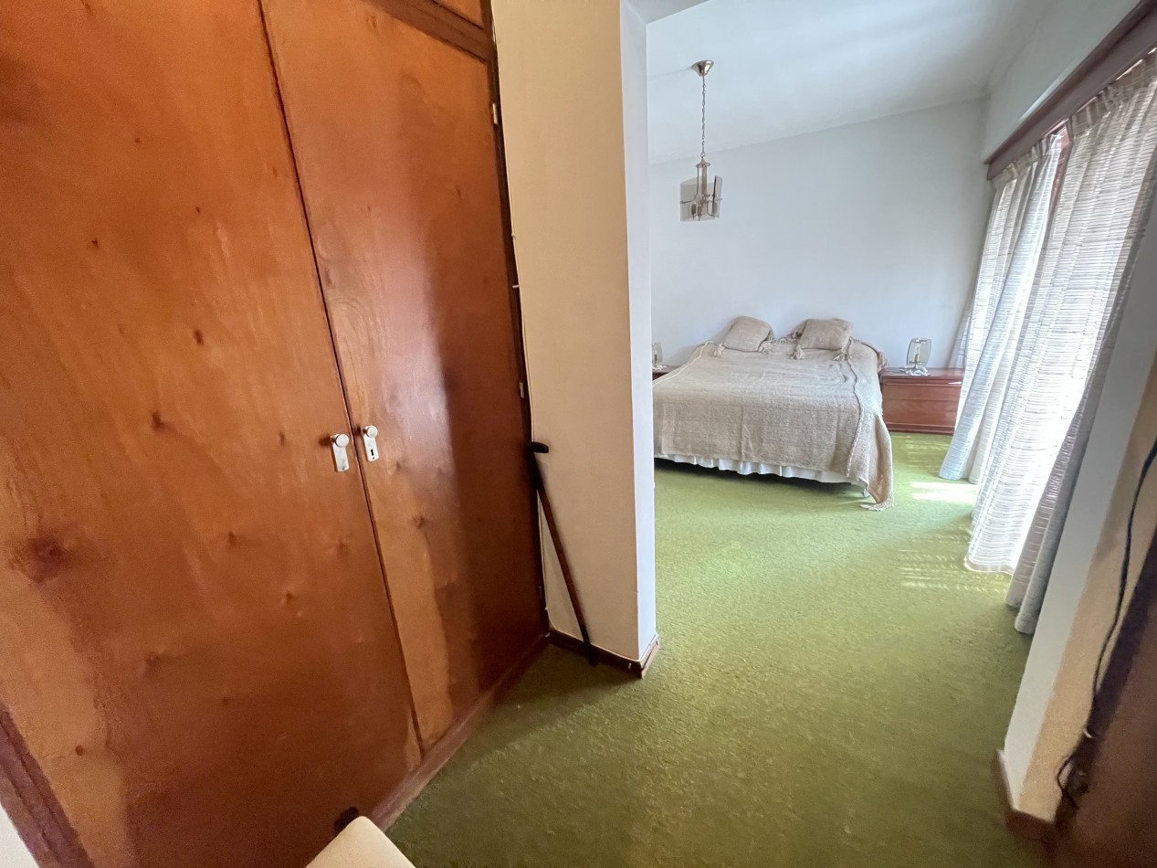 DEPARTAMENTO 3 AMBIENTES MAS DEPENDENCIA ZONA PLAYA GRANDE