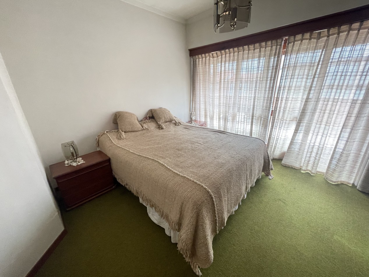 DEPARTAMENTO 3 AMBIENTES MAS DEPENDENCIA ZONA PLAYA GRANDE