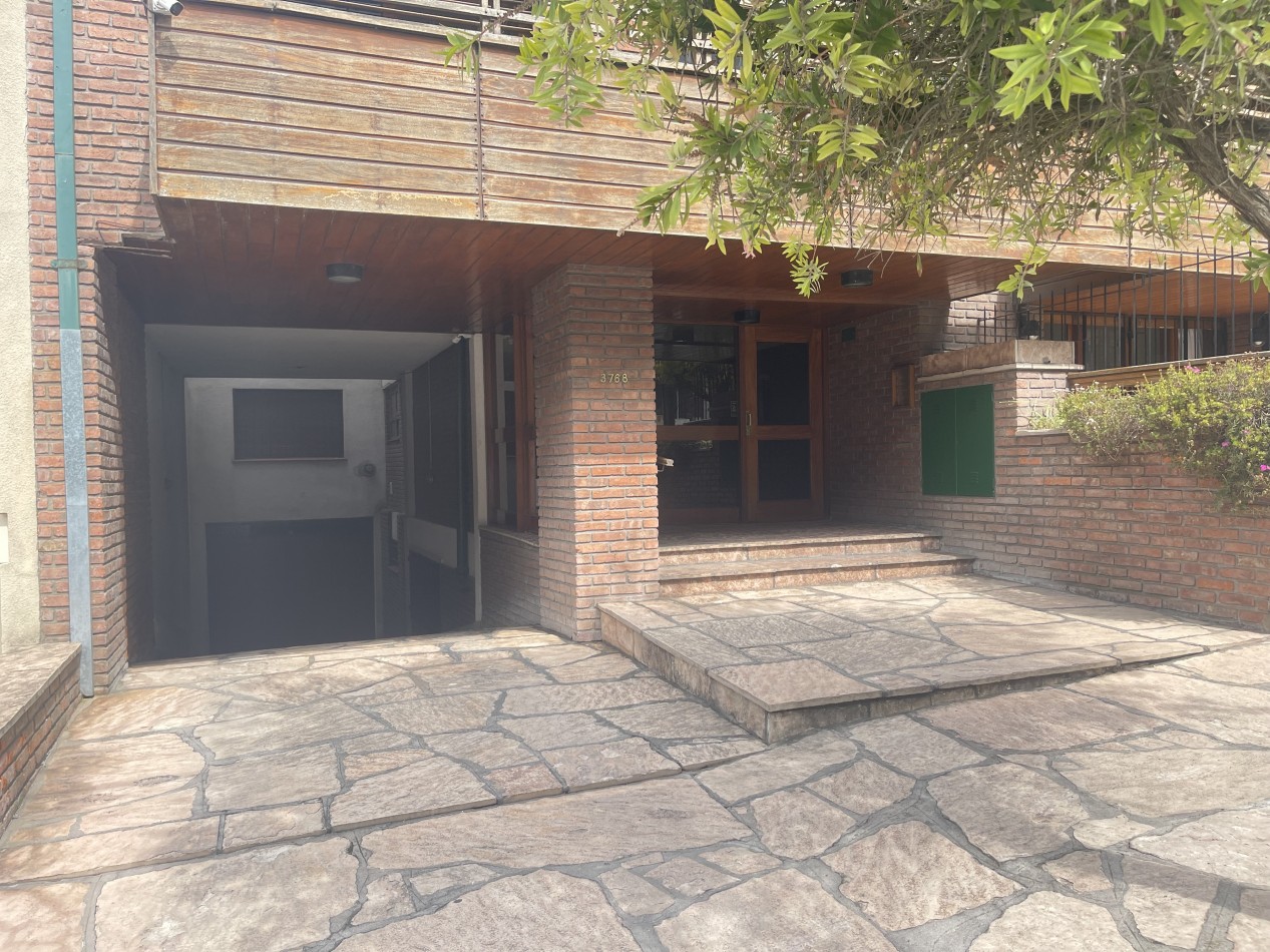 DEPARTAMENTO 3 AMBIENTES MAS DEPENDENCIA ZONA PLAYA GRANDE