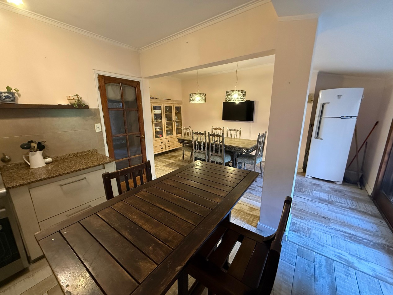 Casa de 6 ambientes - Parque Luro