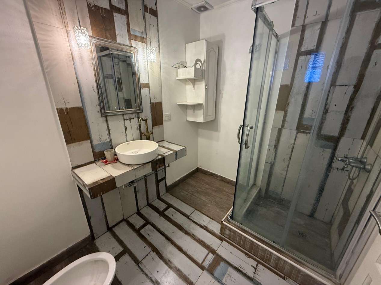 Casa de 6 ambientes - Parque Luro