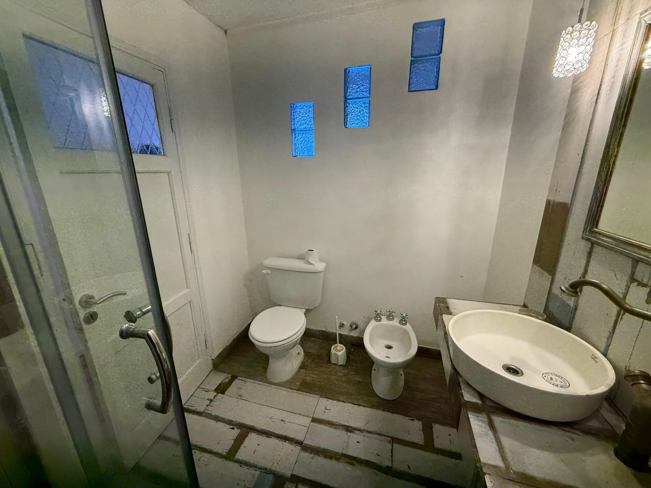 Casa de 6 ambientes - Parque Luro