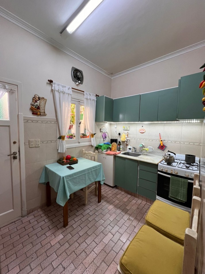 VENTA PH 3 AMBIENTES - FRENTE - PATIO