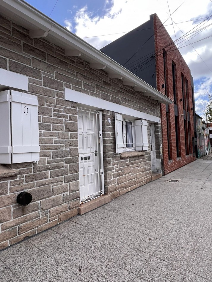 VENTA PH 3 AMBIENTES - FRENTE - PATIO