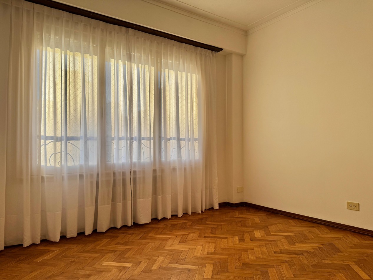 DEPARTAMENTO DE 4 AMB EXTERNO. RECICLADO. BALCON TERRAZA