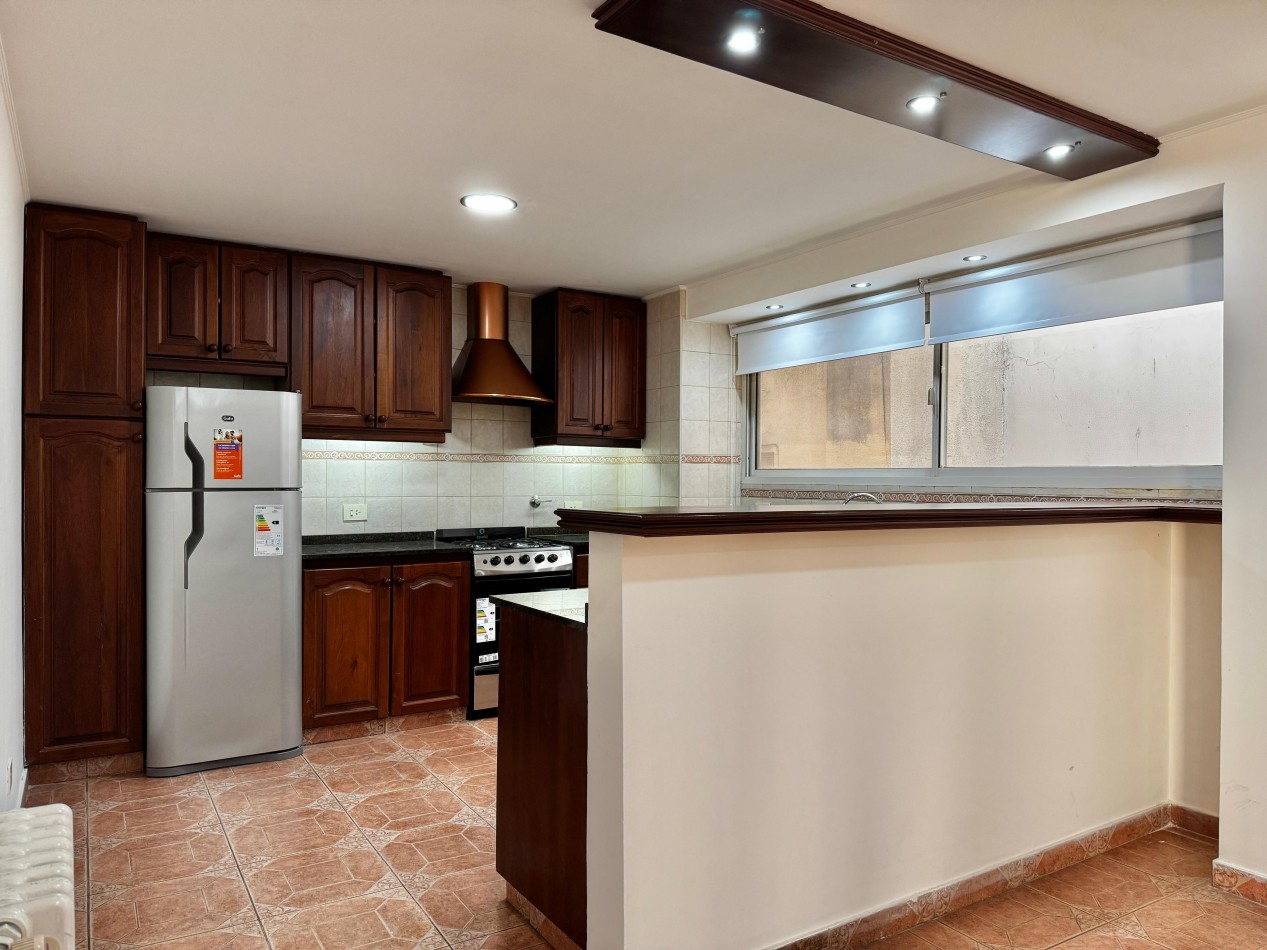 DEPARTAMENTO DE 4 AMB EXTERNO. RECICLADO. BALCON TERRAZA