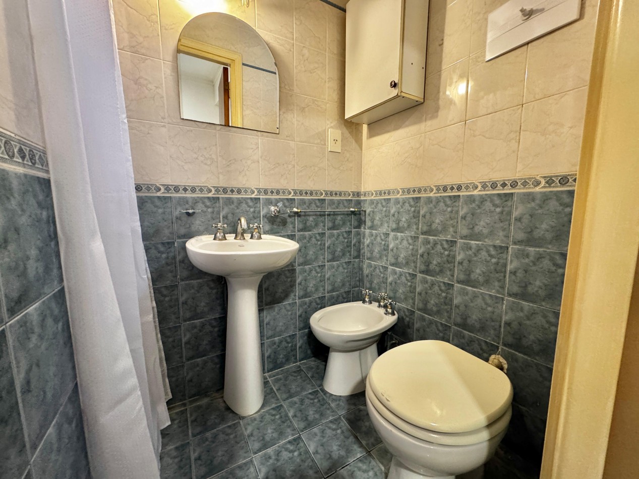 DEPARTAMENTO DE 4 AMB EXTERNO. RECICLADO. BALCON TERRAZA