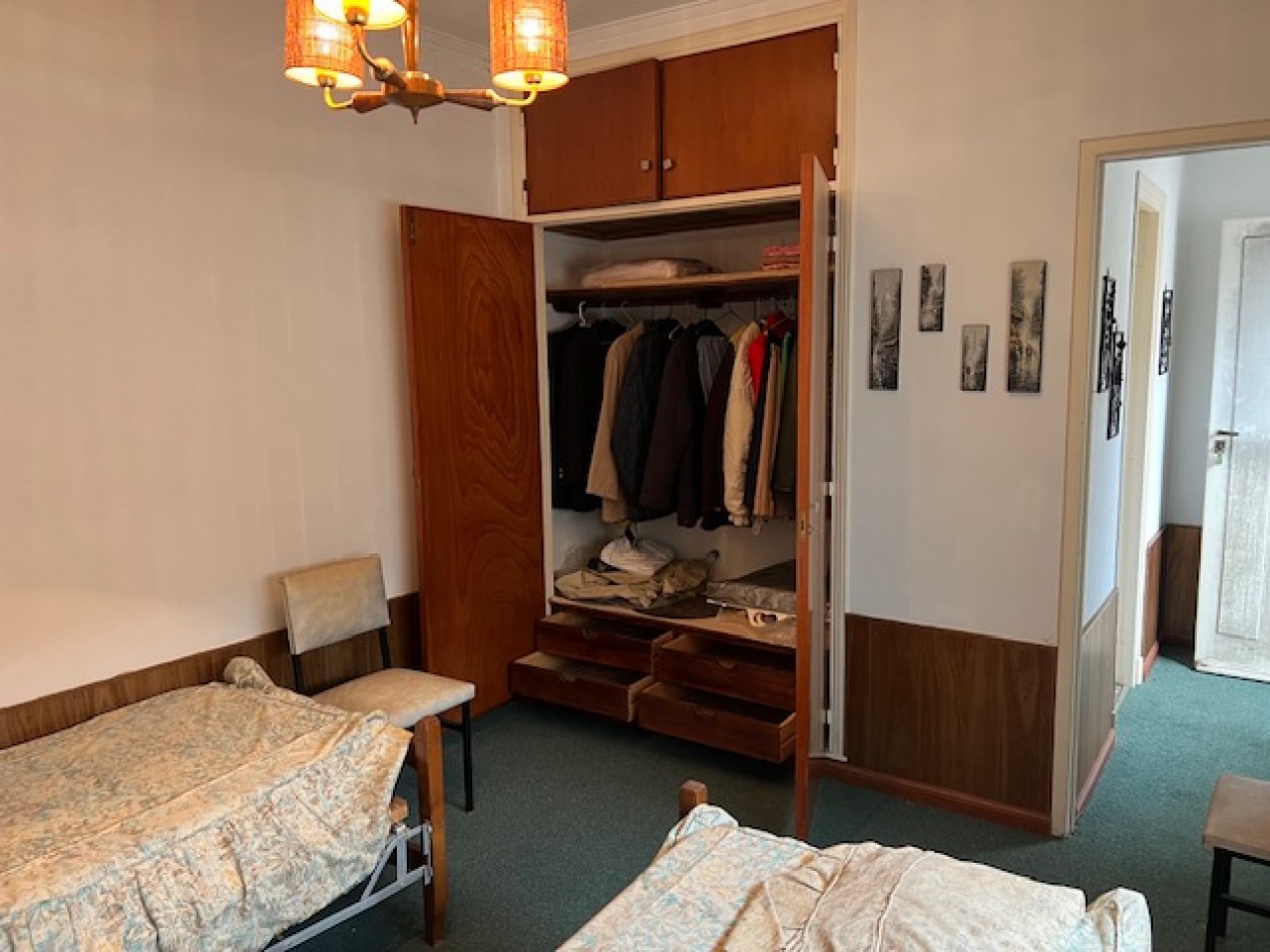 CHALET DE 4 AMB CON PATIO Y GARAJE