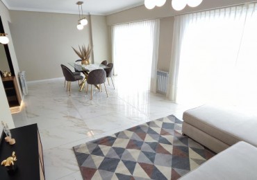 DEPARTAMENTO DE 4 AMB CON COCHERA 