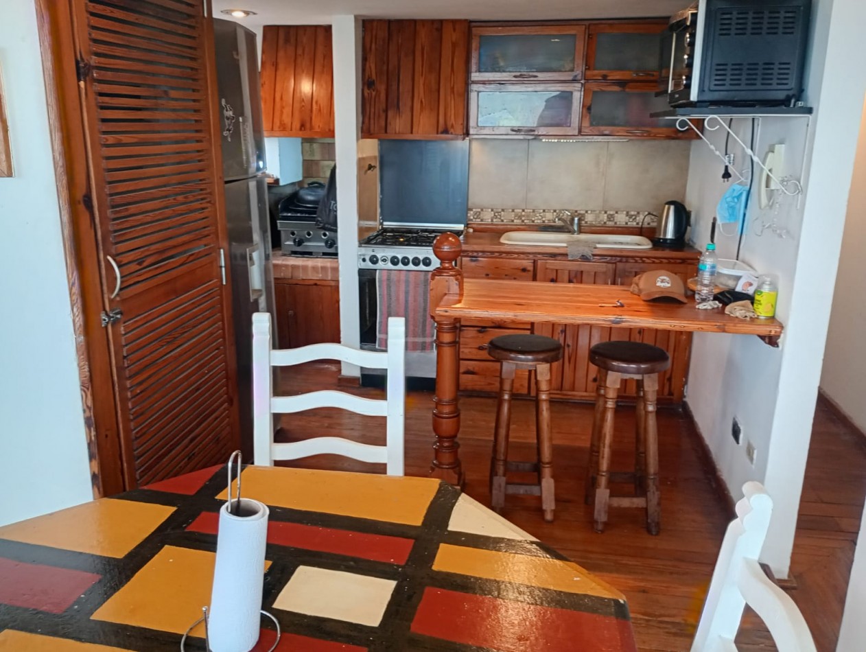  URGENCIA DE VENTA!!. SEMIPISO TRES AMBIENTES C/ESPECTACULAR VISTA AL MAR EN BARRIO LA PERLA!!! ESCUCHA OFERTAS