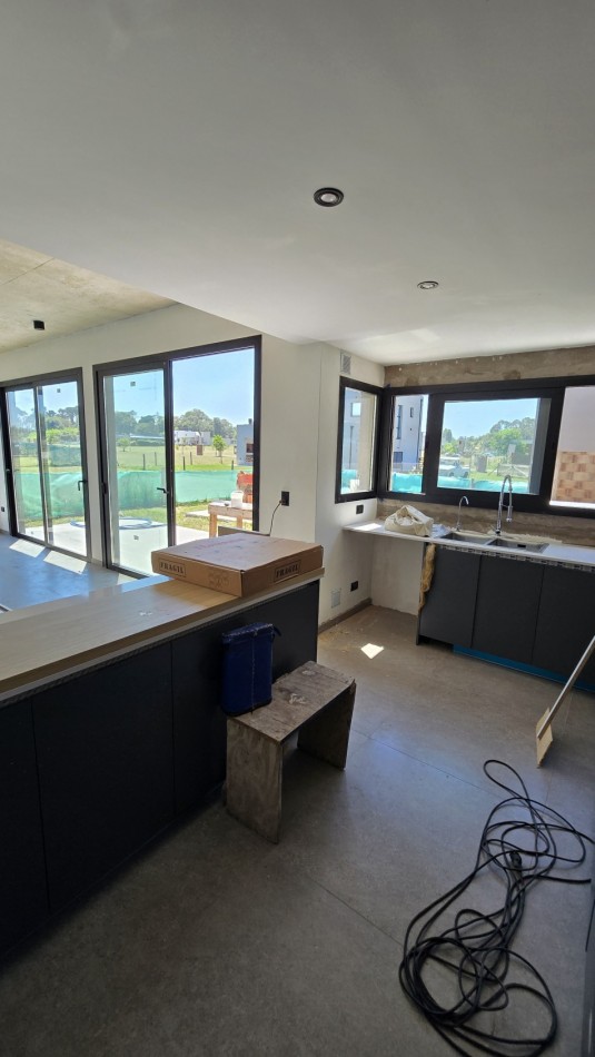 Casa en barrio privado Arenas Chico 