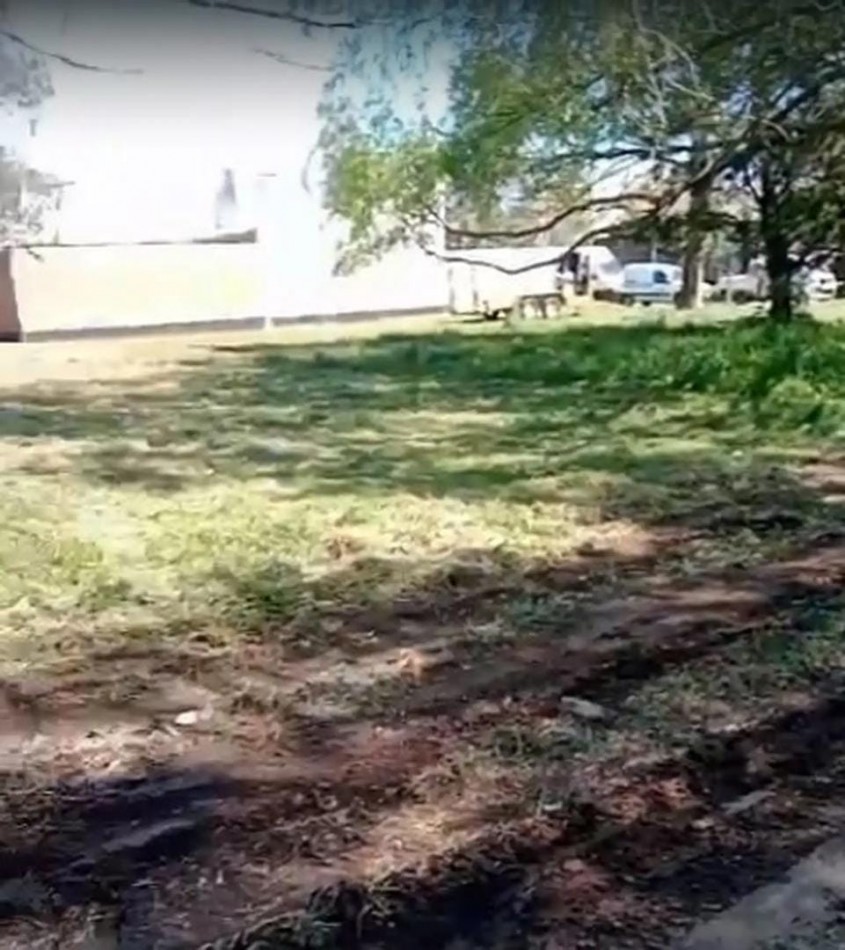 LOTES VARIOS DE 213M2 EN ADELANTE CON TODOS LOS SERVICIOS EN EL BARRIO LOS PINARES