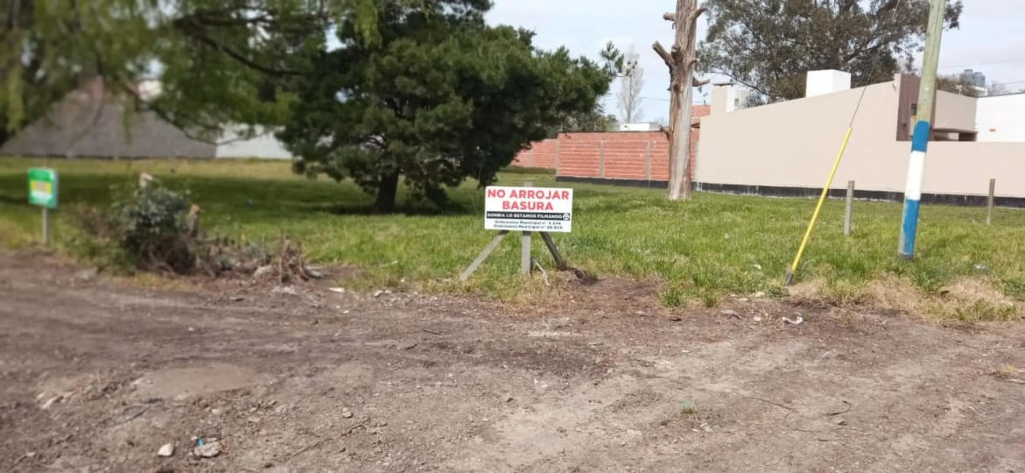 LOTES VARIOS DE 213M2 EN ADELANTE CON TODOS LOS SERVICIOS EN EL BARRIO LOS PINARES