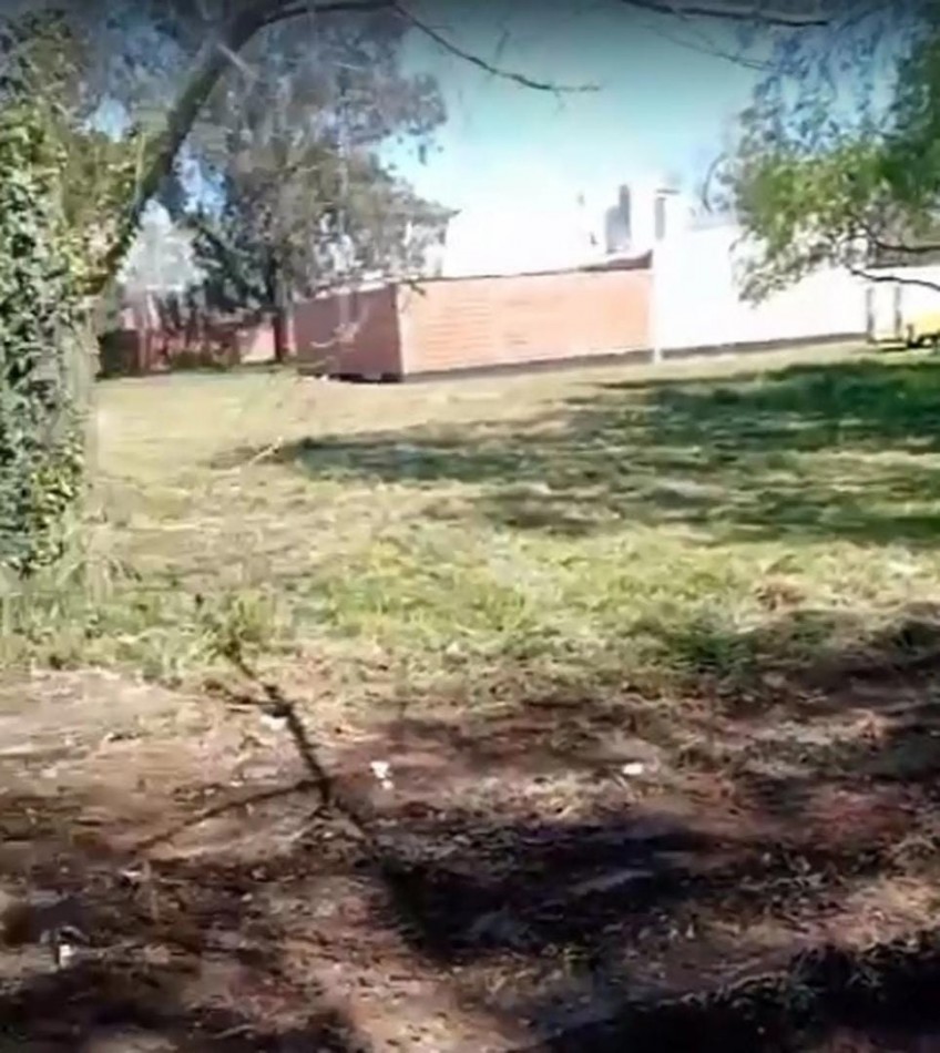 LOTES VARIOS DE 213M2 EN ADELANTE CON TODOS LOS SERVICIOS EN EL BARRIO LOS PINARES