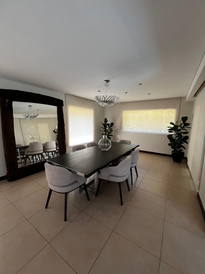 ALQUILER/ VENTA  ARENAS DEL SUR - EXCLUSIVA CASA 4 DORMITORIOS PARQUE Y PISCINA