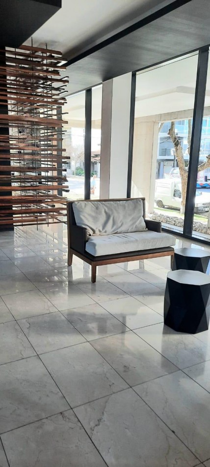 MALECON HUE - 3 AMBIENTES C/ TERRAZA PROPIA Y COCHERA