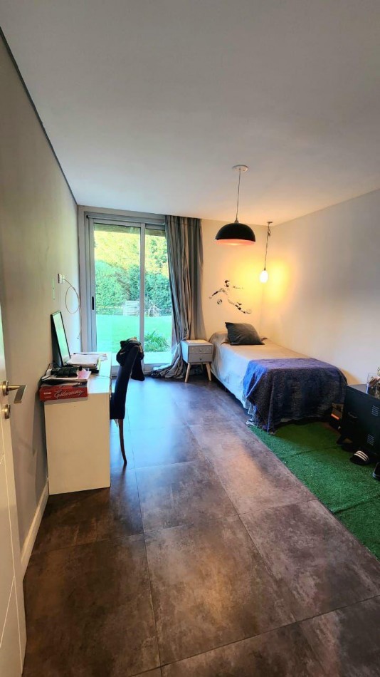 venta RUMENCO corte  moderno,  excelente diseño,  gusto y confort, parque, piscina climatizada, galeria cubierta, bauleras de guardado, entrada para varios autos, optima eleccion !!!!