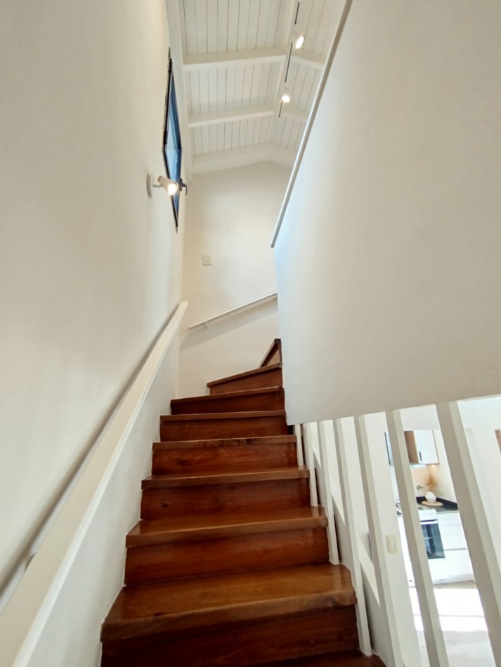 VENTA PH 4 AMBIENTES CON PATIO Y COCHERA -BALCARCE 3600-