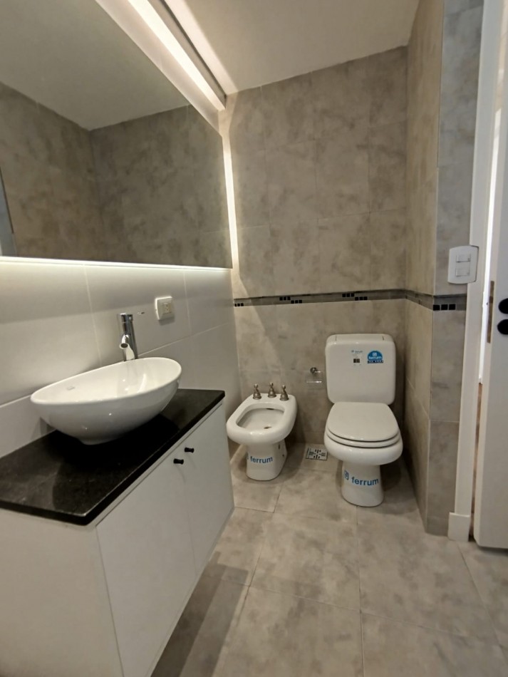 VENTA PH 4 AMBIENTES CON PATIO Y COCHERA -BALCARCE 3600-