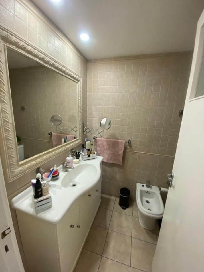 VENTA SEMIPISO 3 AMBIENTES - CENTRO-