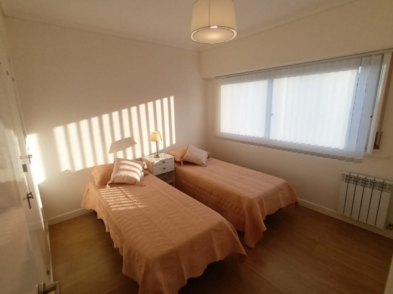 VENTA 3 AMBIENTES CON BALCON Y COCHERA -PLAZA MITRE -