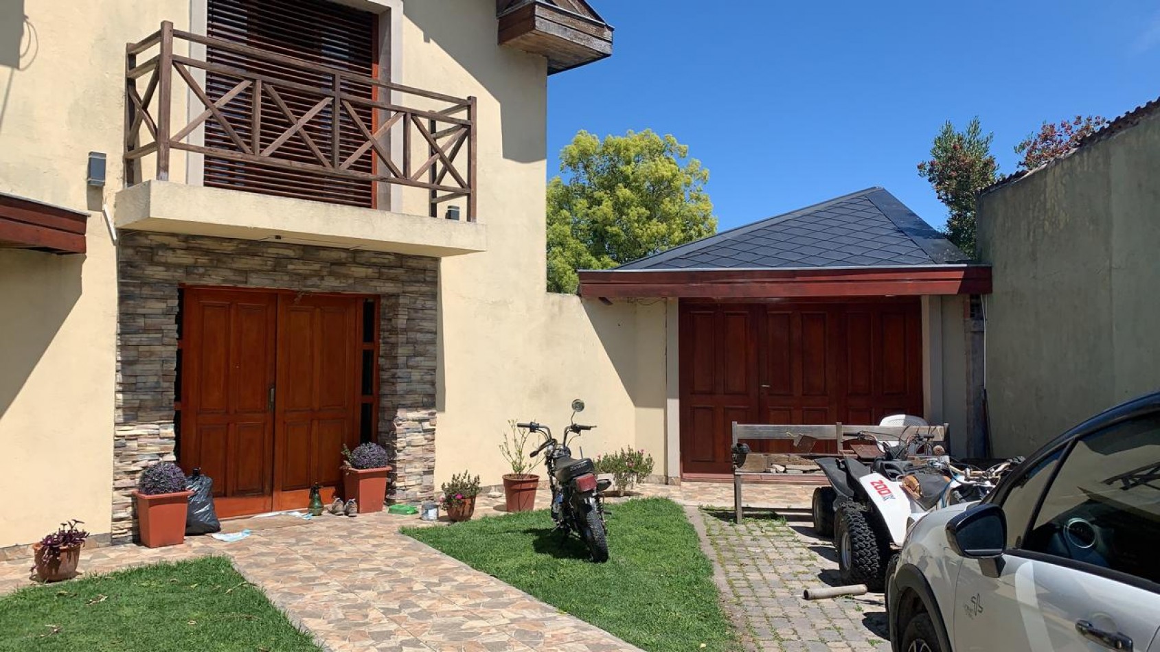 CHALET 6 AMB.JARDIN, PISCINA.QUINCHO.GGE.LOS TILOS.