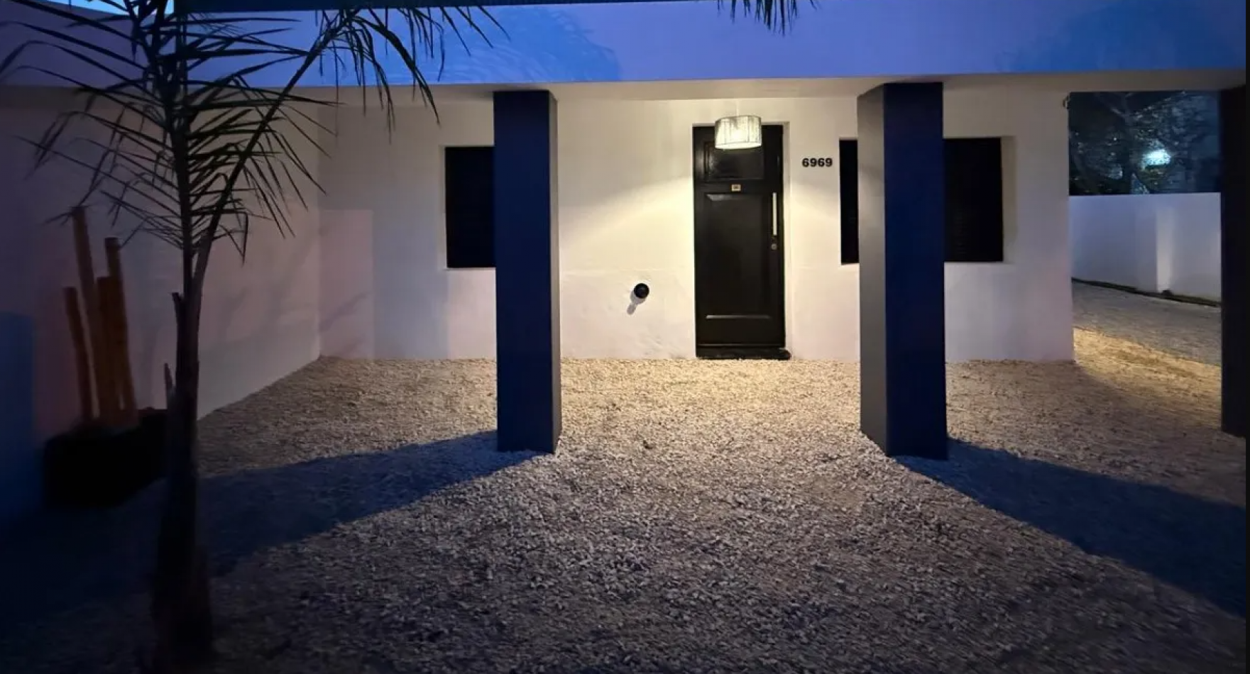 Apto Credito! Moderna Casa Reciclada A Nuevo Con Parque, Piscina Y Seguridad Barrio Los Pinares, Mar Del Plata.