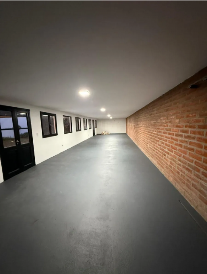 Apto Credito! Moderna Casa Reciclada A Nuevo Con Parque, Piscina Y Seguridad Barrio Los Pinares, Mar Del Plata.