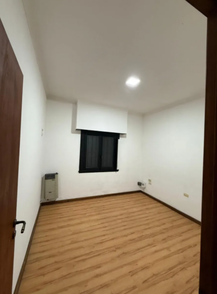 Apto Credito! Moderna Casa Reciclada A Nuevo Con Parque, Piscina Y Seguridad Barrio Los Pinares, Mar Del Plata.