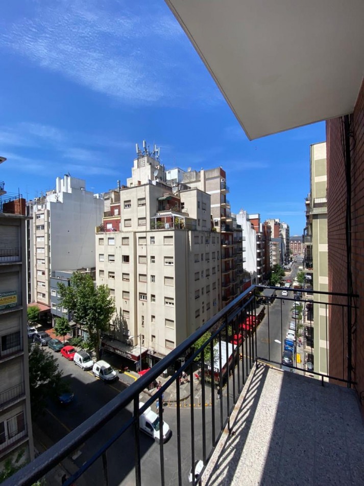 Departamento Dos ambientes con balcon super luminoso