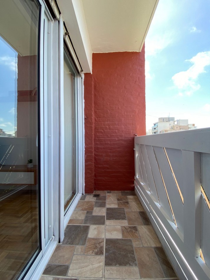Departamento tres ambiente. Excelente estado. Mar del Plata.