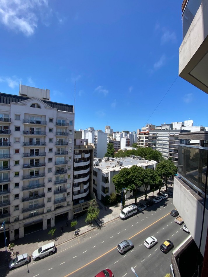 Departamento tres ambiente. Excelente estado. Mar del Plata.