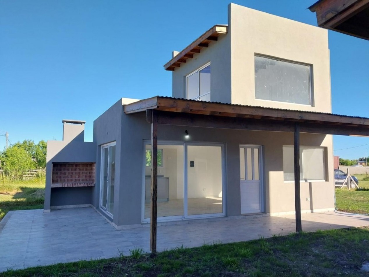 Venta Complejo de 4 Cabañas a estrenar en Mar de Cobo Parque Lago