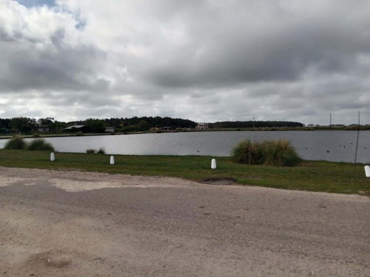 Venta Complejo de 4 Cabañas a estrenar en Mar de Cobo Parque Lago