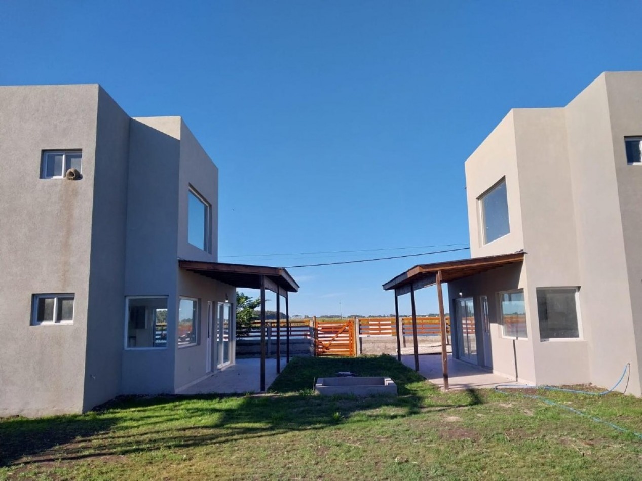 Venta Complejo de 4 Cabañas a estrenar en Mar de Cobo Parque Lago