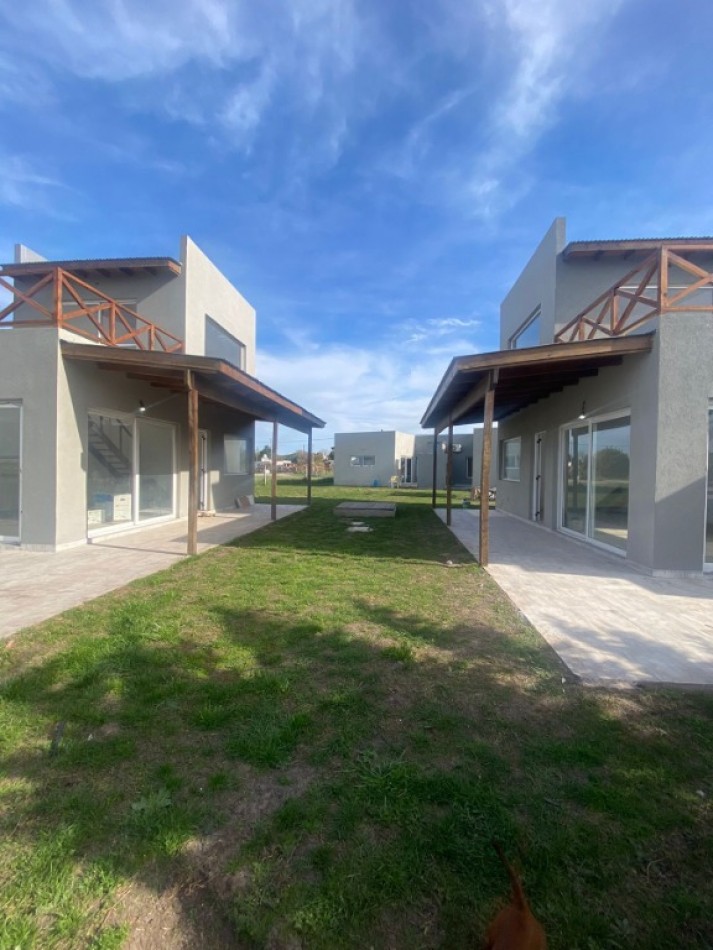 Venta Complejo de 4 Cabañas a estrenar en Mar de Cobo Parque Lago