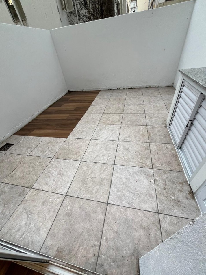 Departamento un ambiente, reciclado. Mar del Plata.
