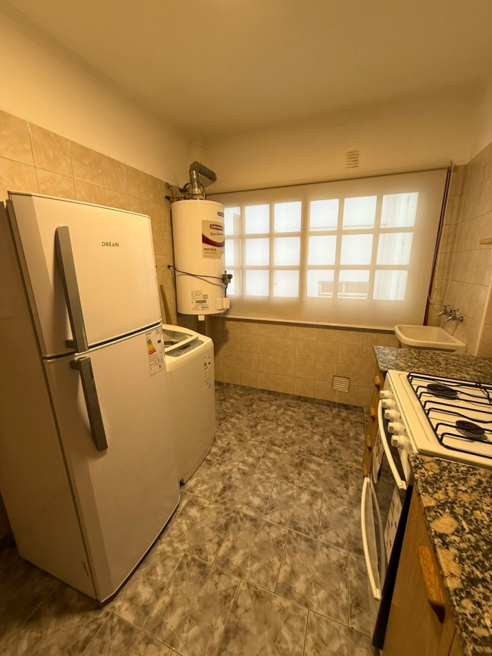 Departamento de 2 ambientes, totalmente amoblado y decorado, Mar del Plata.