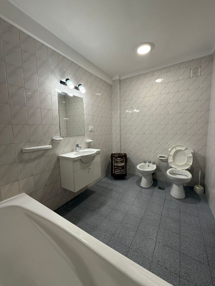 Departamento de 2 ambientes, totalmente amoblado y decorado, Mar del Plata.