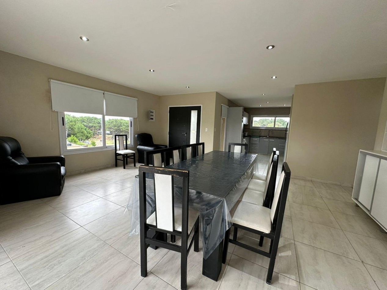 Vive el Lifestyle en una casa de 5 ambientes en  Costa Esmeralda (Barrio Deportivo)