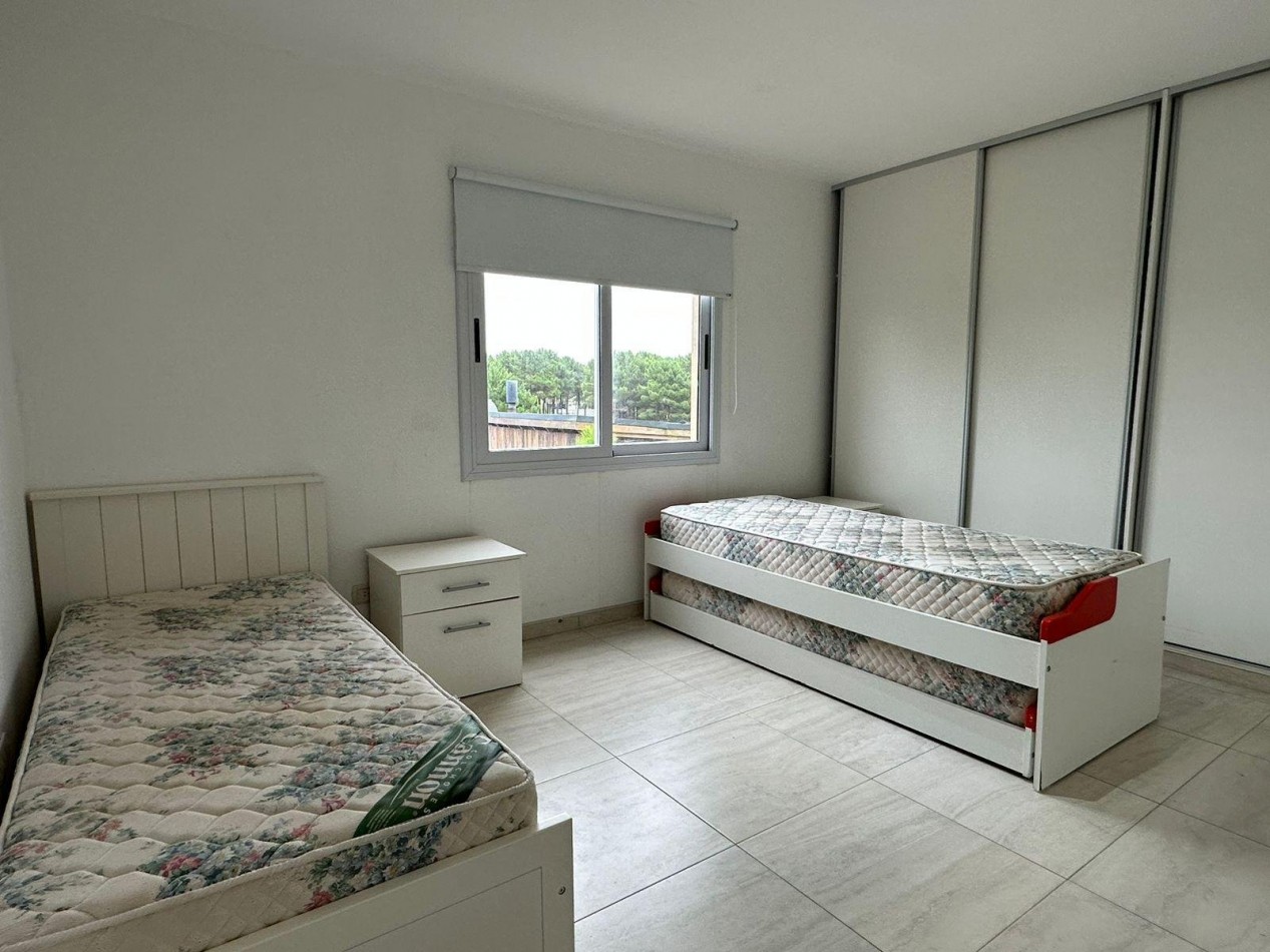 Vive el Lifestyle en una casa de 5 ambientes en  Costa Esmeralda (Barrio Deportivo)