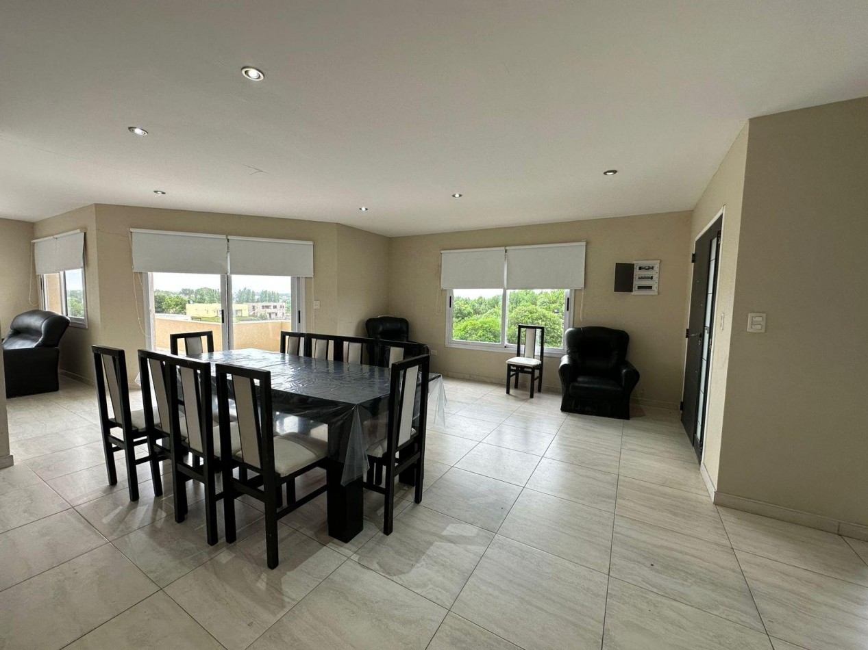 Vive el Lifestyle en una casa de 5 ambientes en  Costa Esmeralda (Barrio Deportivo)