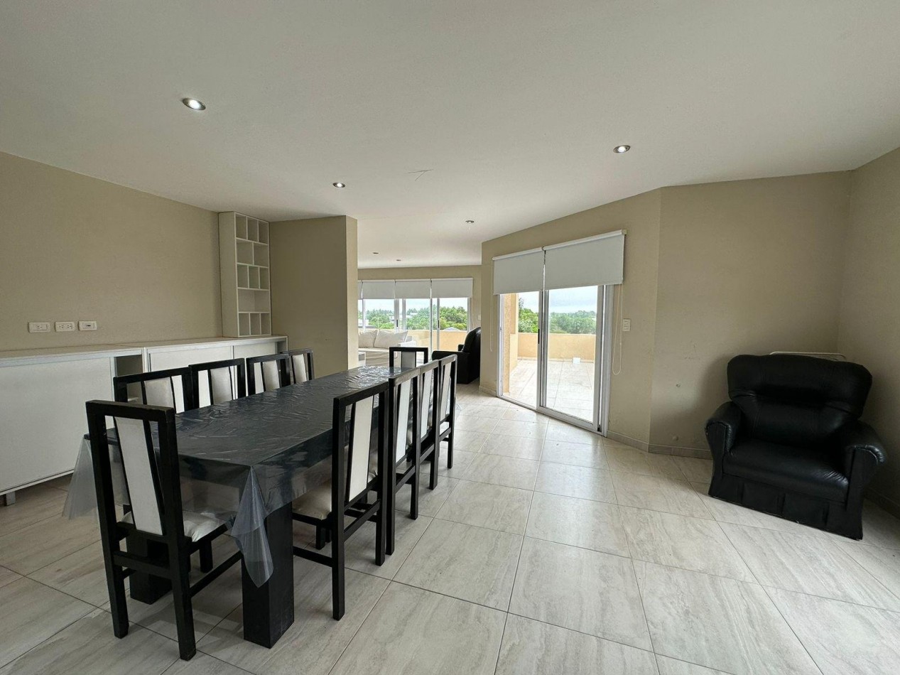 Vive el Lifestyle en una casa de 5 ambientes en  Costa Esmeralda (Barrio Deportivo)