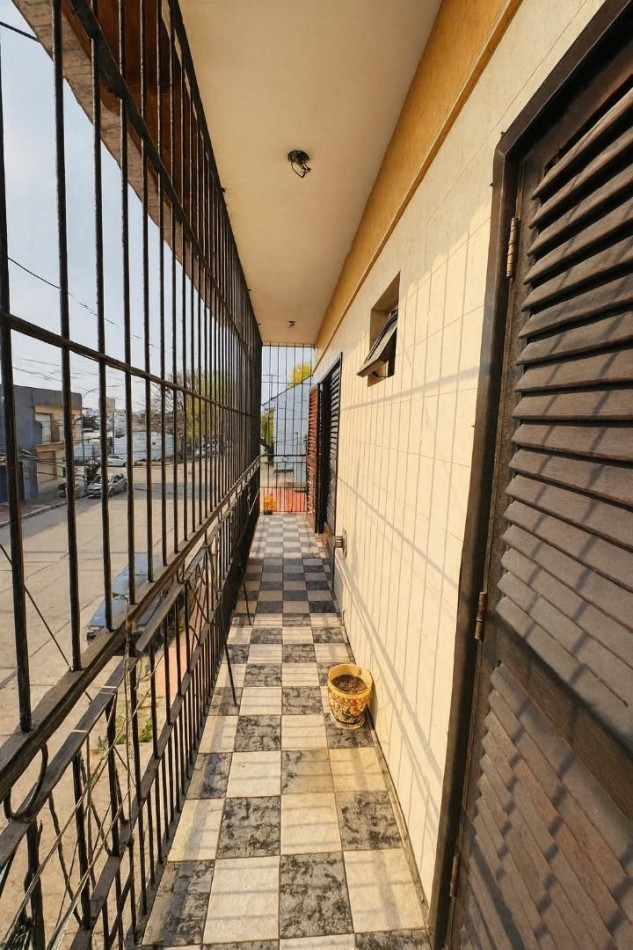 Ph 4 ambientes con cochera. Permuta. Mar del Plata.